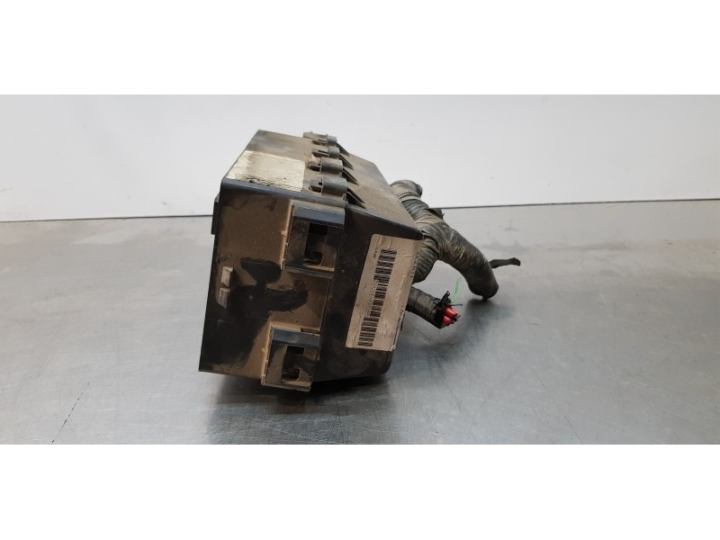 Recambio de caja reles / fusibles para ford transit connect (tc7) furgón (2006) referencia OEM IAM 7T1T14A067AA   Recambio de caja reles / fusibles para ford transit connect (tc7) furgón (2006) referencia OEM IAM 7T1T14A067AA