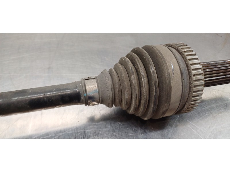 Recambio de transmision trasera izquierda para hyundai tucson style 4wd referencia OEM IAM 49600D7000  