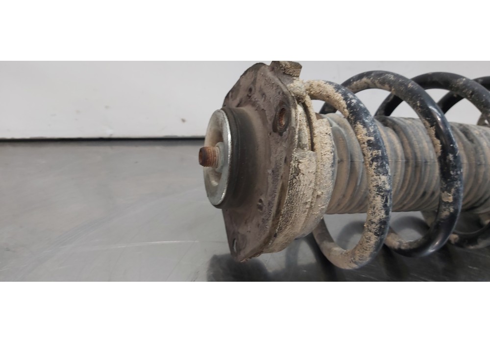 Recambio de amortiguador delantero izquierdo para volkswagen caddy furgón/kombi furgón 4motion bmt referencia OEM IAM 2K5413031  Recambio de amortiguador delantero izquierdo para volkswagen caddy furgón/kombi furgón 4motion bmt referencia OEM IAM 2K5413031