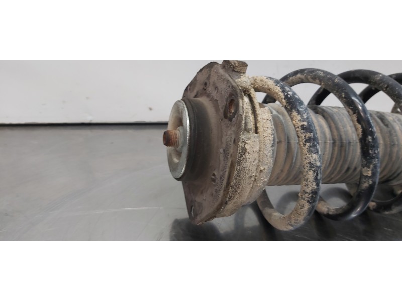 Recambio de amortiguador delantero izquierdo para volkswagen caddy furgón/kombi furgón 4motion bmt referencia OEM IAM 2K5413031  Recambio de amortiguador delantero izquierdo para volkswagen caddy furgón/kombi furgón 4motion bmt referencia OEM IAM 2K5413031