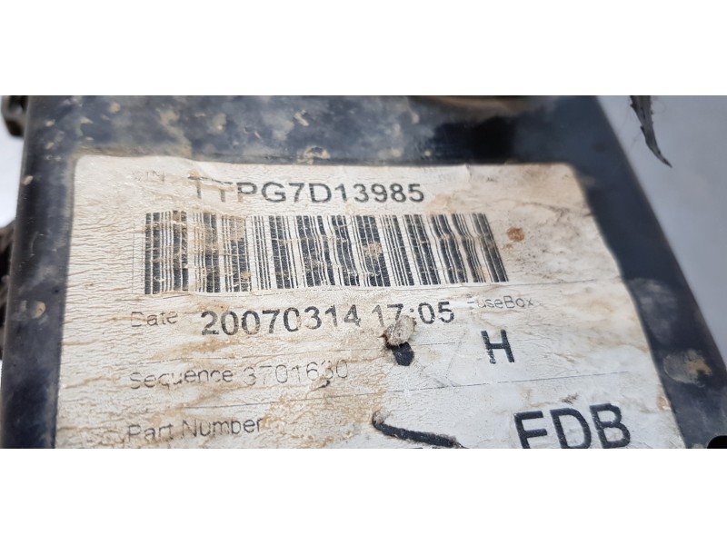 Recambio de caja reles / fusibles para ford transit connect (tc7) furgón (2006) referencia OEM IAM 7T1T14A067AA   Recambio de caja reles / fusibles para ford transit connect (tc7) furgón (2006) referencia OEM IAM 7T1T14A067AA