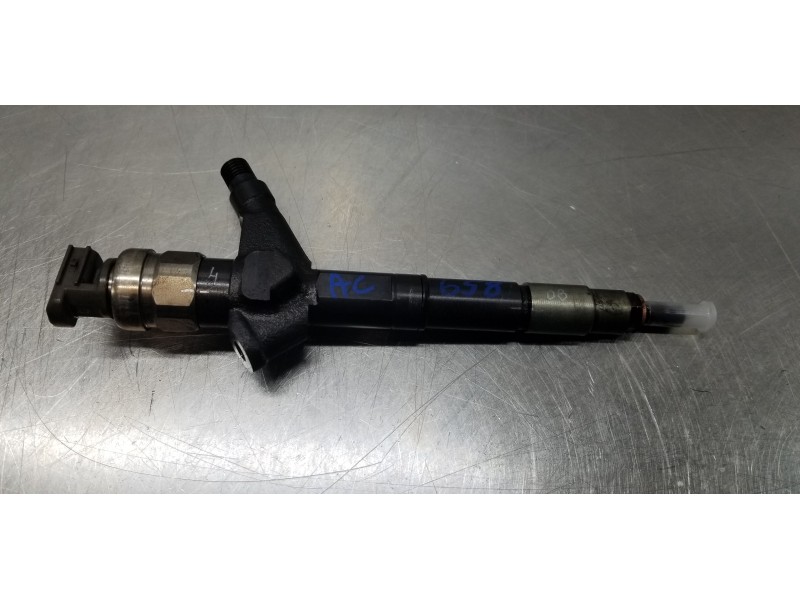 Recambio de inyector para nissan pathfinder (r51) 2.5 dci le referencia OEM IAM 16600EC00A  