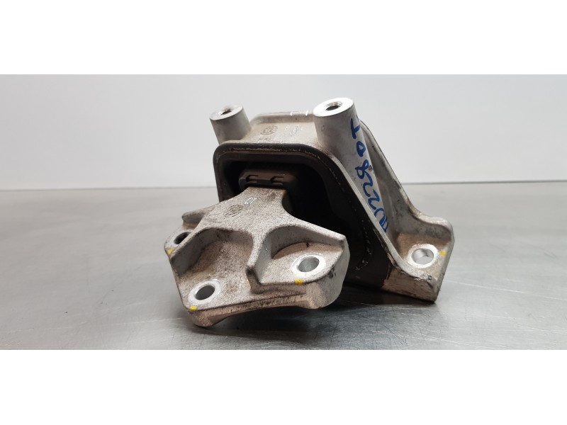 Recambio de soporte motor izquierdo para suzuki sx4 glx referencia OEM IAM 1162060R00  