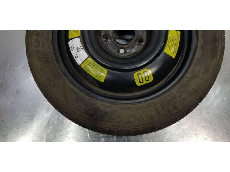 Recambio de neumatico repuesto para citroen c4 grand picasso spacetourer referencia OEM IAM 9675355980  