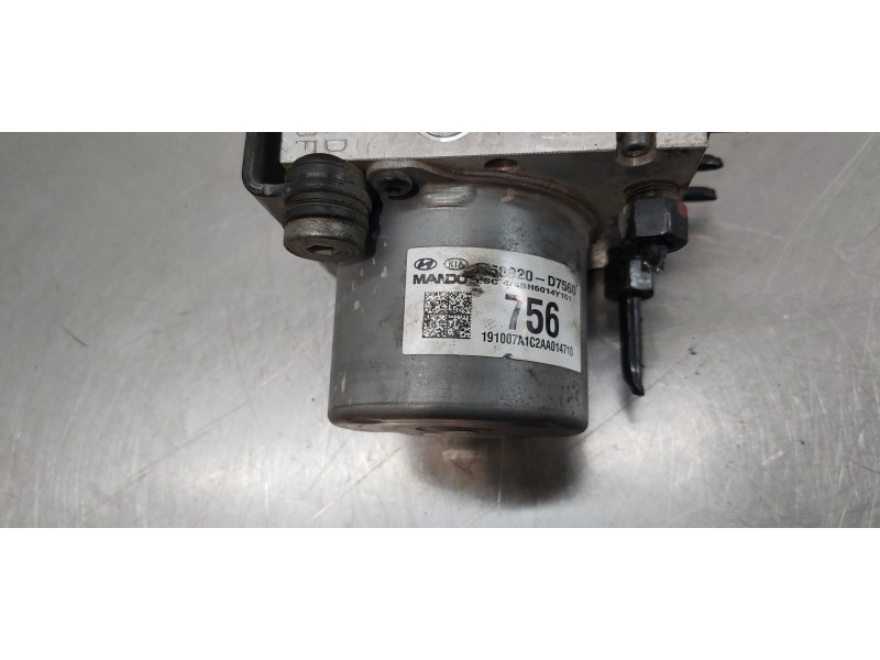 Recambio de abs para hyundai tucson klass 2wd referencia OEM IAM 58920D7560  