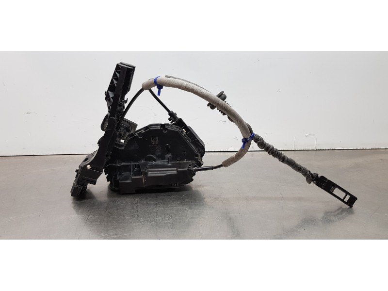 Recambio de cerradura puerta delantera derecha para volkswagen caddy furgón/kombi furgón 4motion bmt referencia OEM IAM 5TB83701 Recambio de cerradura puerta delantera derecha para volkswagen caddy furgón/kombi furgón 4motion bmt referencia OEM IAM 5TB83701