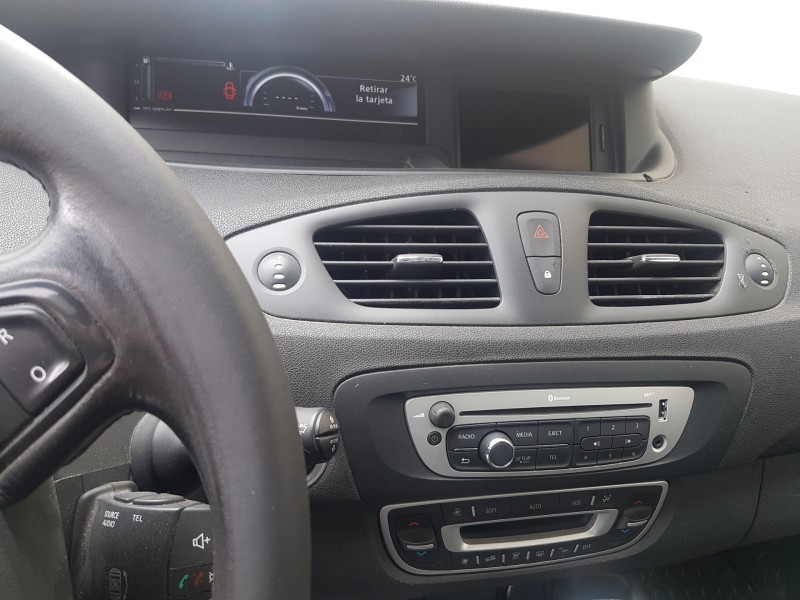 renault scenic iii del año 2014