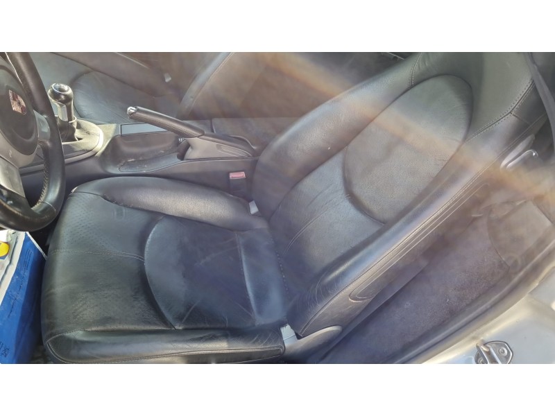 porsche boxster (tipo 987) del año 2004