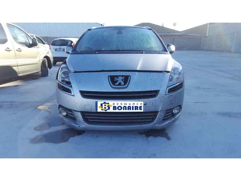 peugeot 5008 del año 2012