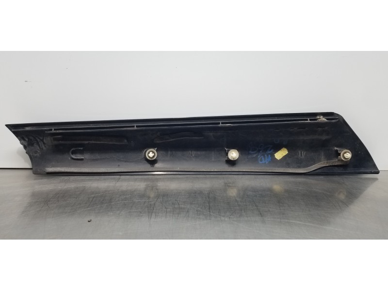 Recambio de molduras delanteras para bmw mini (r50,r53) cooper s referencia OEM IAM 51137128158   Recambio de molduras delanteras para bmw mini (r50,r53) cooper s referencia OEM IAM 51137128158