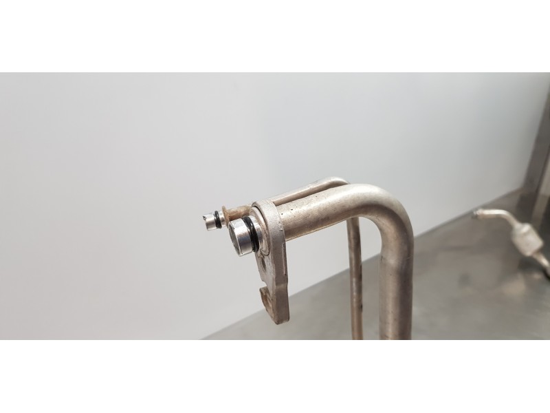 Recambio de tubos aire acondicionado para suzuki sx4 glx referencia OEM IAM 9574661M30  