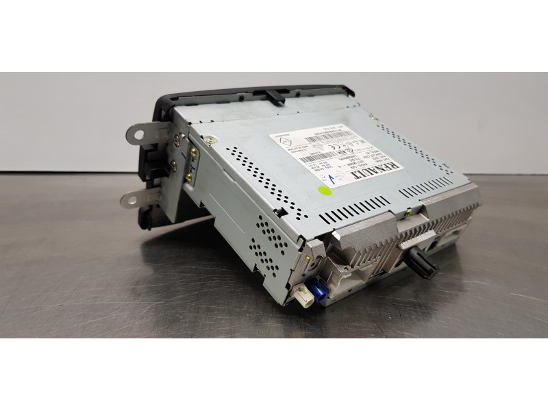 Recambio de pantalla multifuncion para dacia lodgy comfort referencia OEM IAM 281158848R   Recambio de pantalla multifuncion para dacia lodgy comfort referencia OEM IAM 281158848R