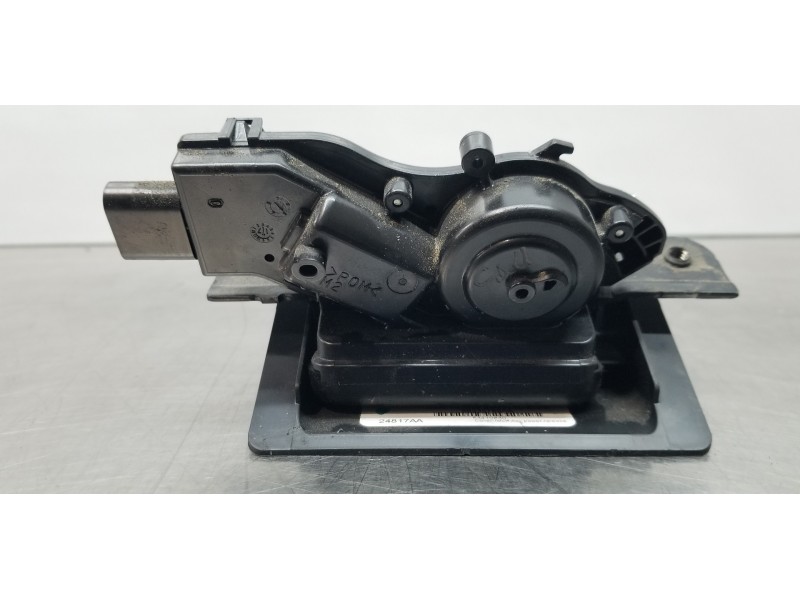 Recambio de cerradura maletero / porton para jeep compass ii longitude 4x4 referencia OEM IAM 68332768AA 53410830 