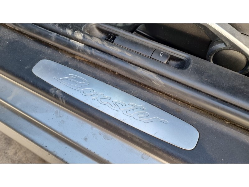 porsche boxster (tipo 987) del año 2004