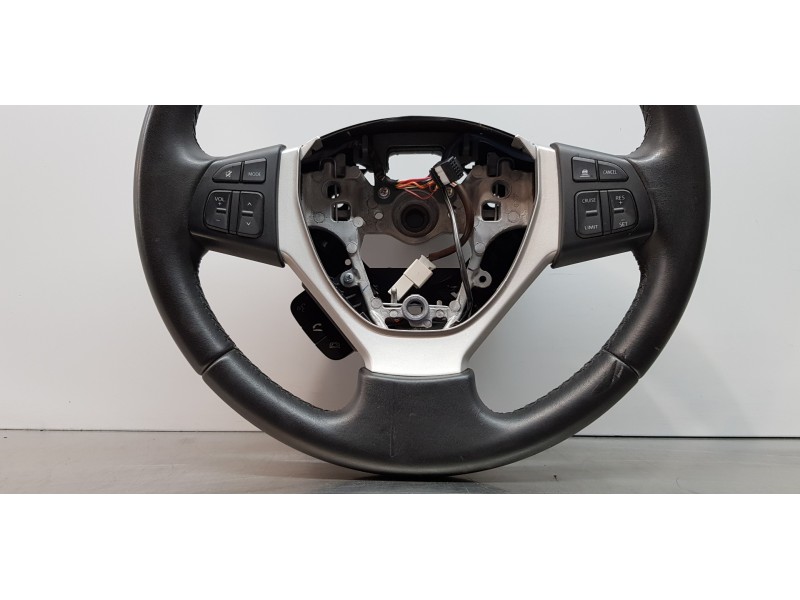 Recambio de volante para suzuki sx4 glx referencia OEM IAM 4811060P80GJL 4811060P80 