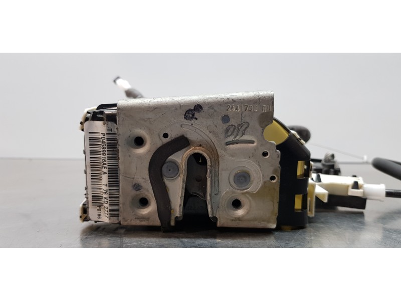Recambio de cerradura puerta delantera derecha para jeep compass ii longitude 4x4 referencia OEM IAM 4589916AE P04589916AE 
