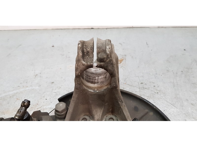 Recambio de mangueta delantera derecha para volkswagen passat variant (365) highline referencia OEM IAM 3C0407258F   Recambio de mangueta delantera derecha para volkswagen passat variant (365) highline referencia OEM IAM 3C0407258F