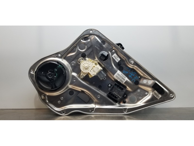 Recambio de elevalunas trasero derecho para mercedes clase glk (w204) glk glk 320 cdi 4-matic (204.983) referencia OEM IAM A2048