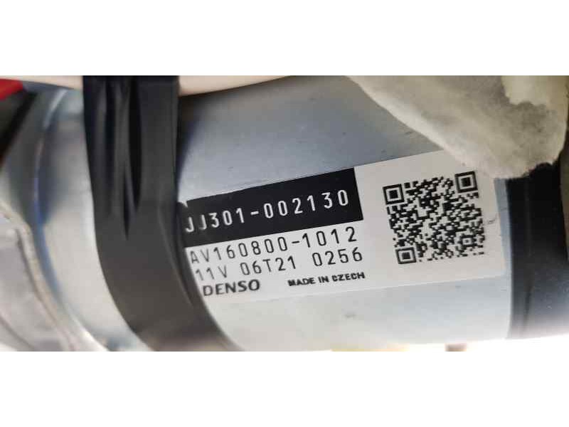 Recambio de columna direccion para toyota yaris hsd city referencia OEM IAM JJ301002130  