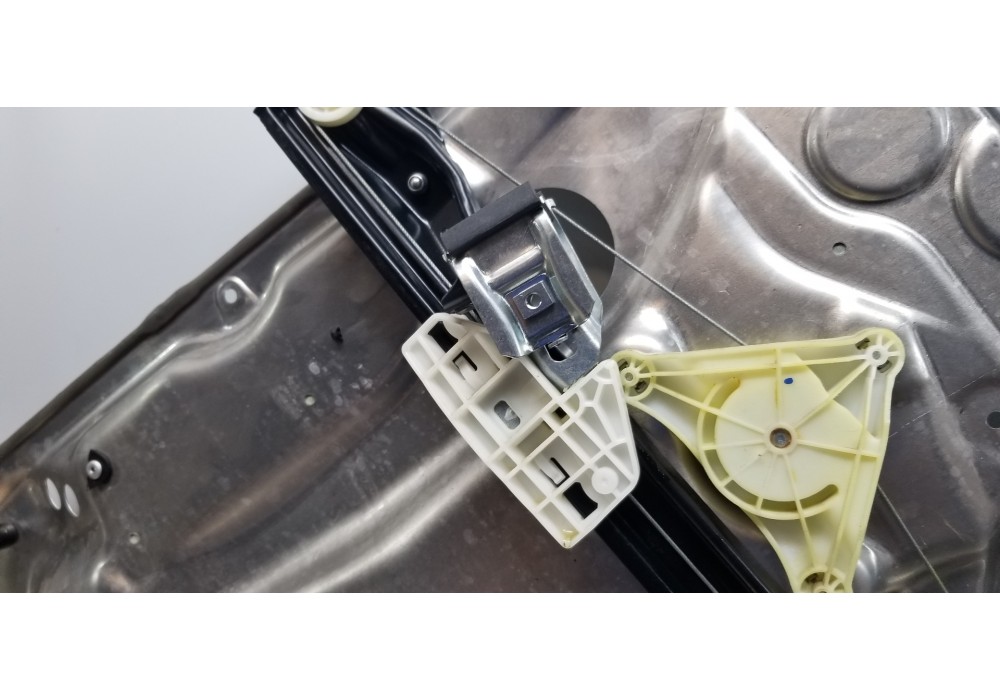Recambio de elevalunas trasero derecho para mercedes clase glk (w204) glk glk 320 cdi 4-matic (204.983) referencia OEM IAM A2048