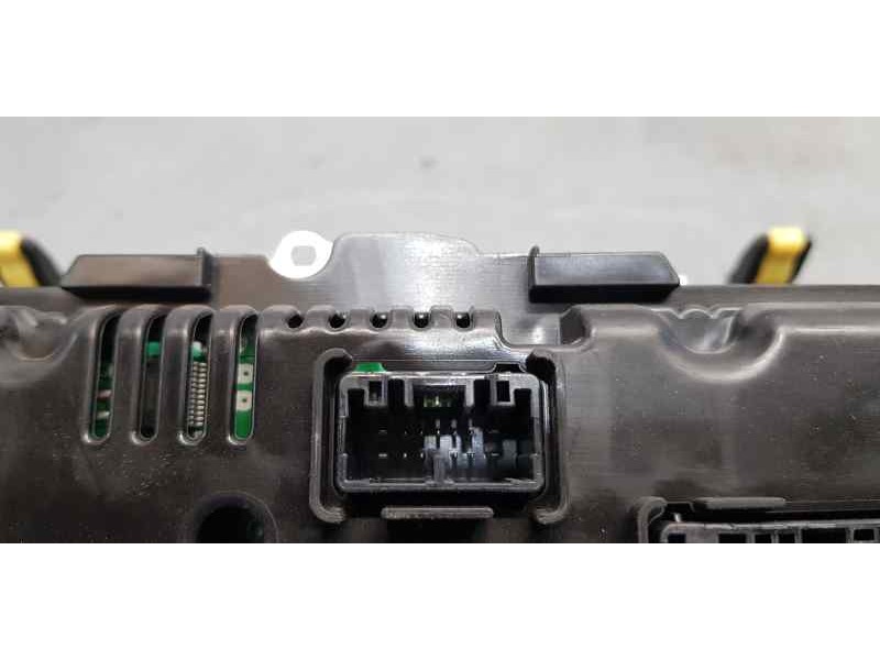 Recambio de cuadro instrumentos para toyota yaris hsd city referencia OEM IAM 838000UL60   Recambio de cuadro instrumentos para toyota yaris hsd city referencia OEM IAM 838000UL60