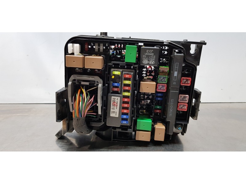 Recambio de caja reles / fusibles para kia carens ( ) concept referencia OEM IAM 919513X110  