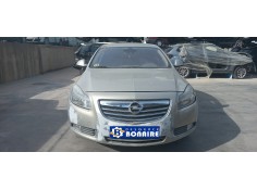 opel insignia berlina del año 2010