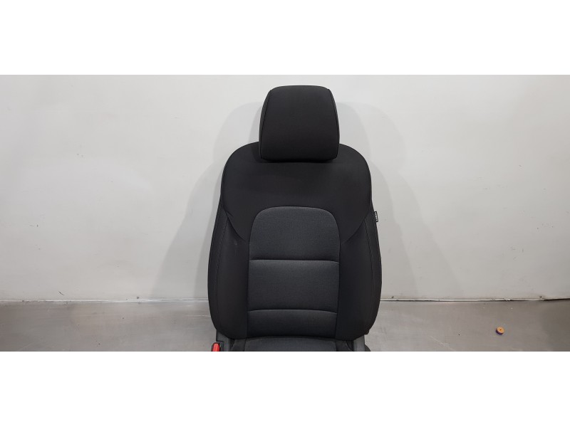 Recambio de asiento delantero izquierdo para hyundai tucson klass 2wd referencia OEM IAM 88100D7012NNH  