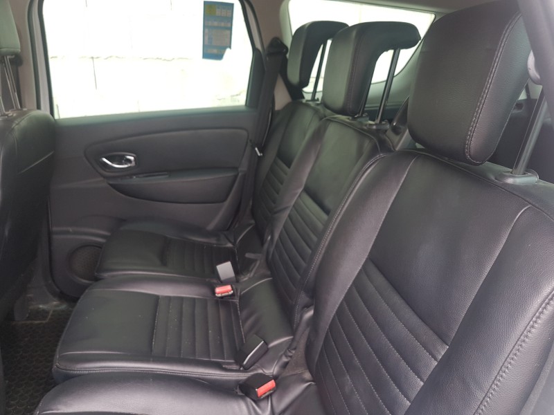 renault scenic iii del año 2014