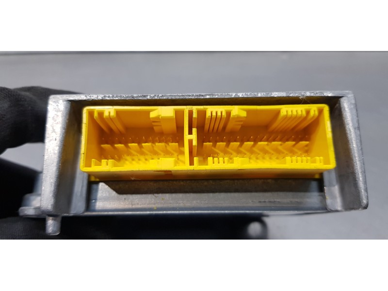 Recambio de centralita airbag para mercedes clase b (w245) 200 cdi (245.208) referencia OEM IAM A1698206626   Recambio de centralita airbag para mercedes clase b (w245) 200 cdi (245.208) referencia OEM IAM A1698206626