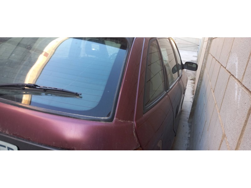 opel astra f berlina del año 1995