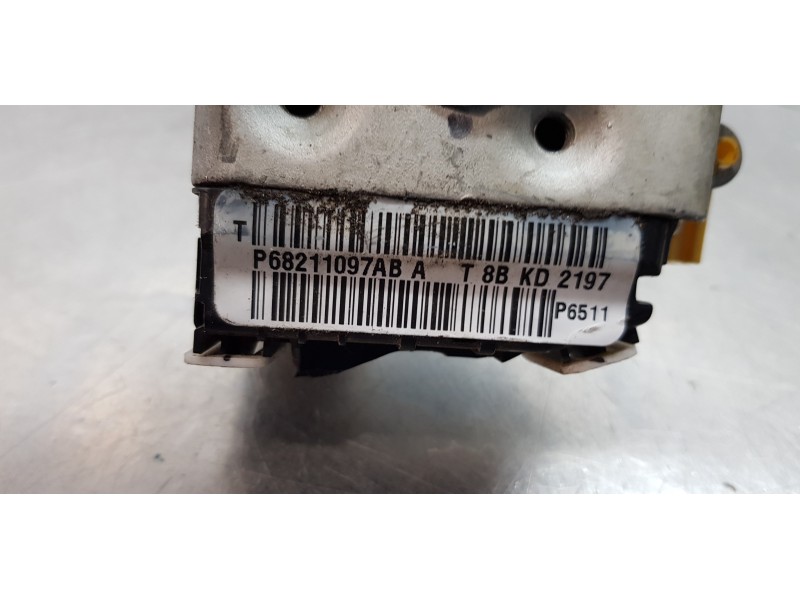 Recambio de cerradura puerta delantera izquierda para jeep compass ii longitude 4x4 referencia OEM IAM 68211097AB P68211097AB 