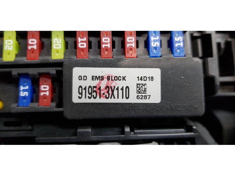 Recambio de caja reles / fusibles para kia carens ( ) concept referencia OEM IAM 919513X110  