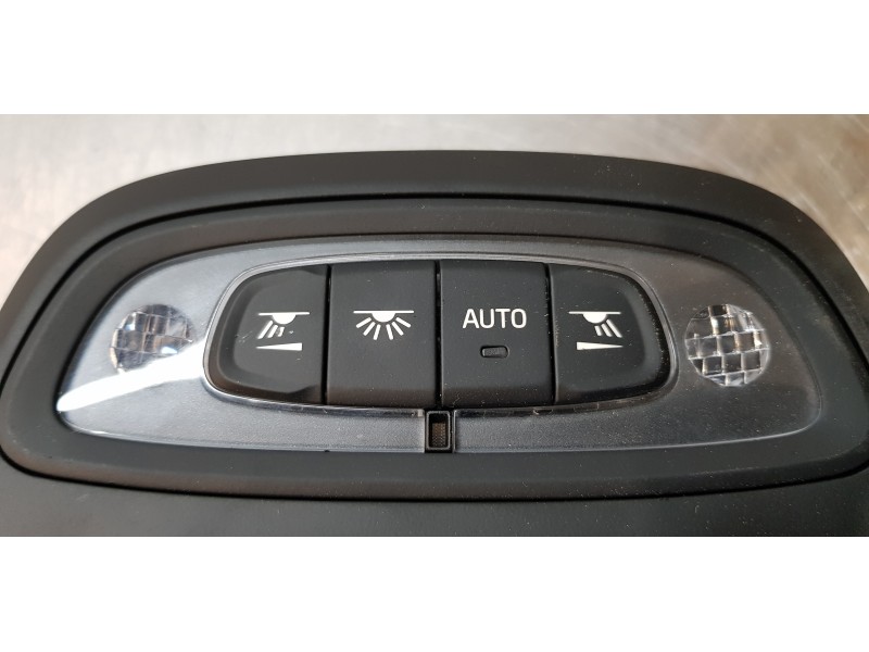 Recambio de luz interior para volvo xc60 r design awd referencia OEM IAM 31479162  