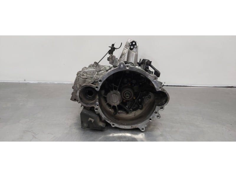 Recambio de caja cambios para hyundai tucson klass 2wd referencia OEM IAM 4300032AA0  