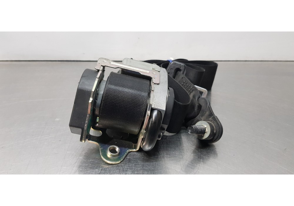 Recambio de cinturon seguridad delantero derecho para mercedes clase b (w245) 200 cdi (245.208) referencia OEM IAM A1698603485  