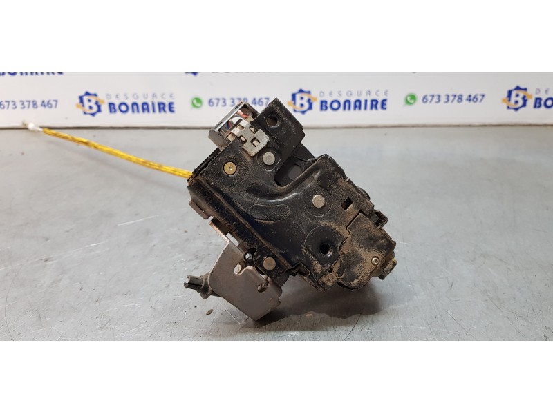 Recambio de cerradura puerta trasera derecha para audi a6 berlina (4b2) 3.0 referencia OEM IAM 4B0839016G  