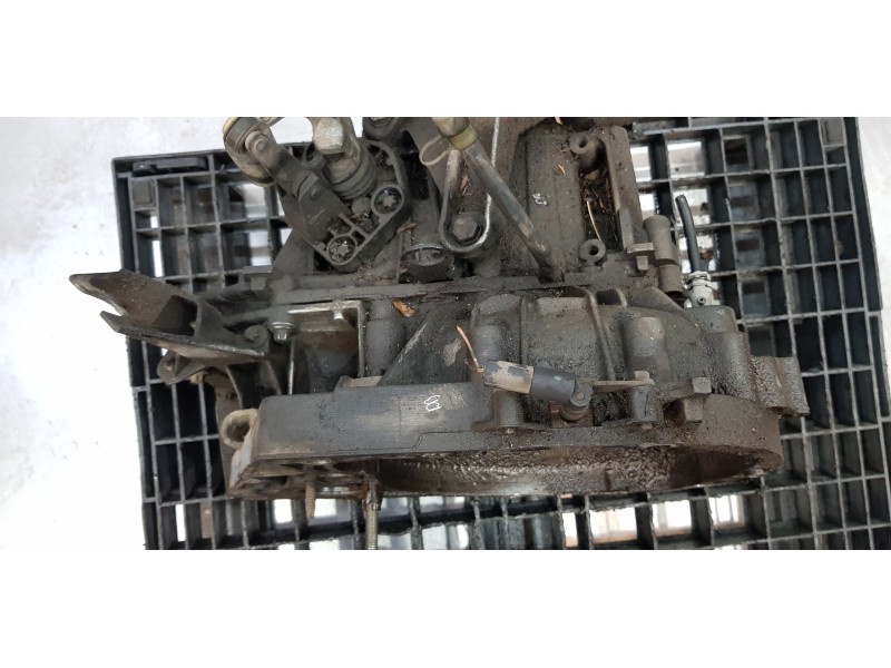 Recambio de caja cambios para renault scenic ii pack authentique referencia OEM IAM 7701723235 JR5104 8200553271 Recambio de caja cambios para renault scenic ii pack authentique referencia OEM IAM 7701723235 JR5104 8200553271