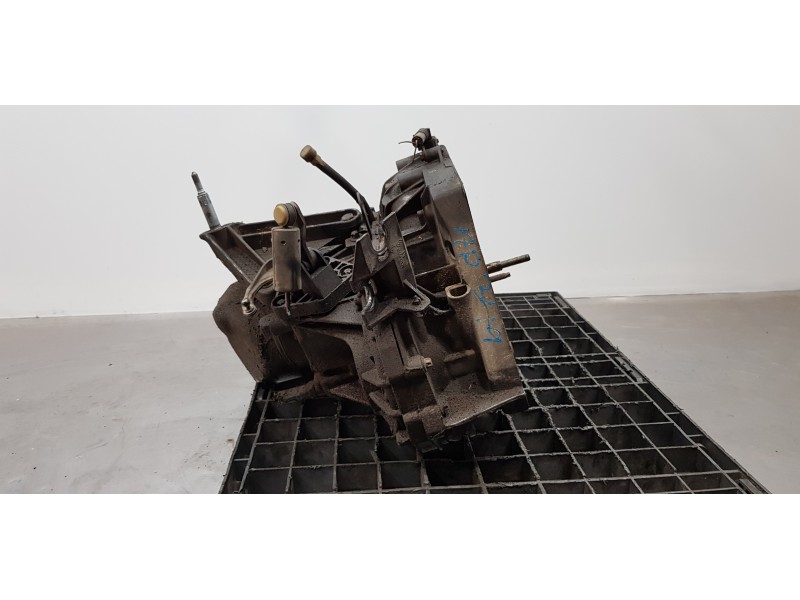 Recambio de caja cambios para renault scenic ii pack authentique referencia OEM IAM 7701723235 JR5104 8200553271 Recambio de caja cambios para renault scenic ii pack authentique referencia OEM IAM 7701723235 JR5104 8200553271