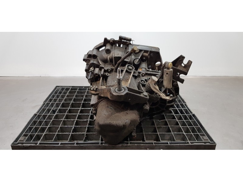 Recambio de caja cambios para renault scenic ii pack authentique referencia OEM IAM 7701723235 JR5104 8200553271 Recambio de caja cambios para renault scenic ii pack authentique referencia OEM IAM 7701723235 JR5104 8200553271