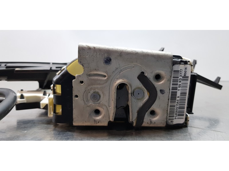 Recambio de cerradura puerta trasera izquierda para jeep compass ii longitude 4x4 referencia OEM IAM 4589915AE P04589915AE 