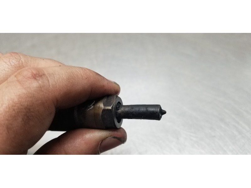 Recambio de inyector para ford tourneo connect titanium referencia OEM IAM CV6Q9F593AA 0445110489  Recambio de inyector para ford tourneo connect titanium referencia OEM IAM CV6Q9F593AA 0445110489