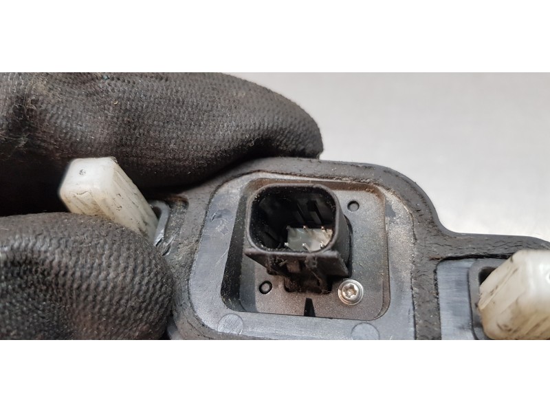 Recambio de modulo electronico para toyota avensis touring sports executive referencia OEM IAM 8679005040  