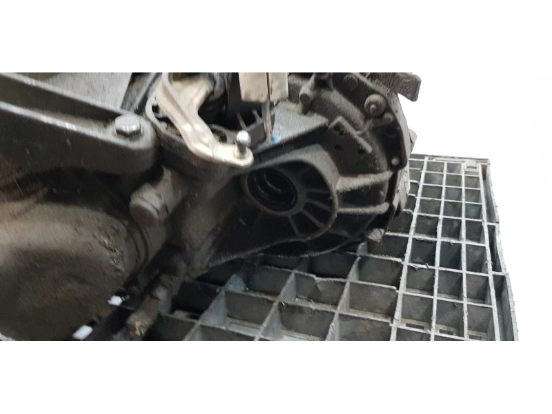 Recambio de caja cambios para renault scenic ii pack authentique referencia OEM IAM 7701723235 JR5104 8200553271 Recambio de caja cambios para renault scenic ii pack authentique referencia OEM IAM 7701723235 JR5104 8200553271