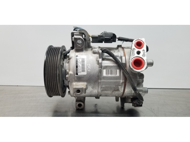 Recambio de compresor aire acondicionado para jeep compass ii longitude 4x4 referencia OEM IAM 68245076AA P68245076AA MC44714008