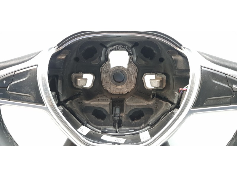 Recambio de volante para dacia lodgy comfort referencia OEM IAM 484006290R  