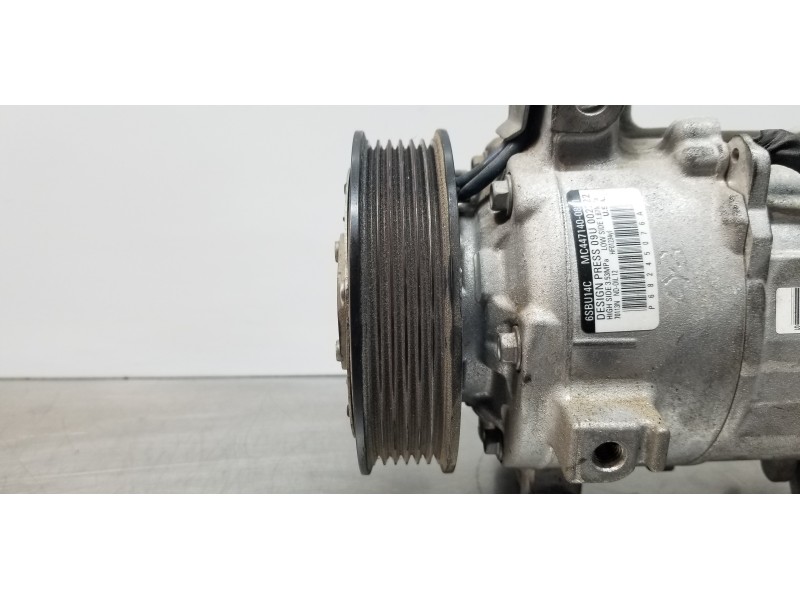 Recambio de compresor aire acondicionado para jeep compass ii longitude 4x4 referencia OEM IAM 68245076AA P68245076AA MC44714008