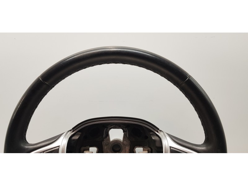 Recambio de volante para dacia lodgy comfort referencia OEM IAM 484006290R  