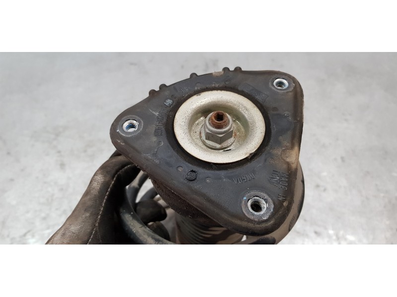 Recambio de amortiguador delantero derecho para ford c-max titanium referencia OEM IAM AV6118045AAE  