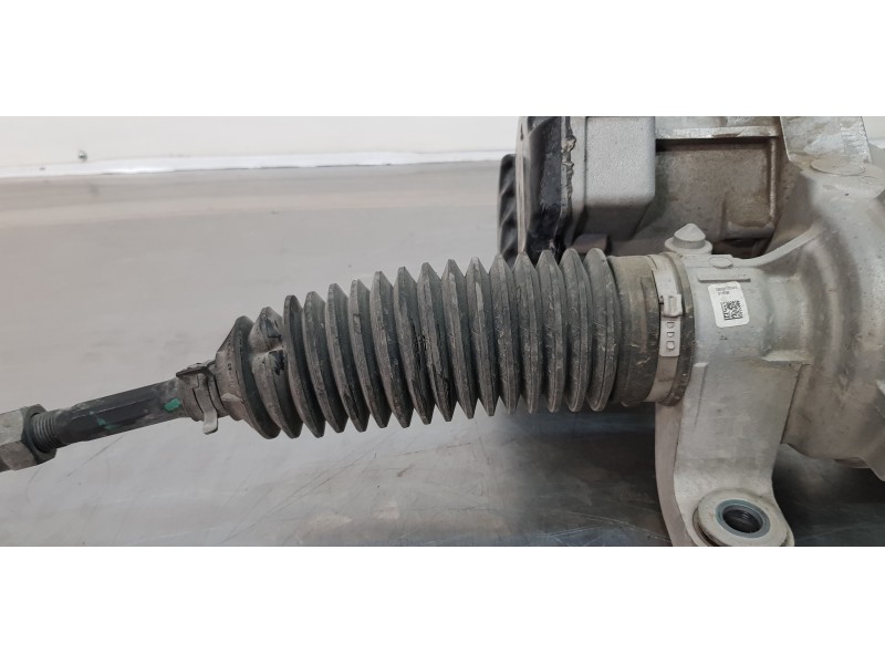 Recambio de cremallera direccion para hyundai tucson klass 2wd referencia OEM IAM 57700D7500  